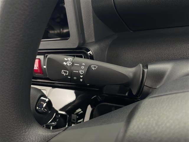 タント カスタムX 4WD バックカメラ装着車両 両側パワースライドドア ウェルカムオープン シートヒーター ハーフレザーシート オートブレーキホールド スマートキー スペアキー オートライト リアサンシェード LED(9枚目)