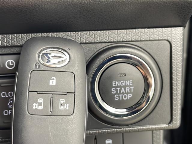 タント カスタムX 4WD バックカメラ装着車両 両側パワースライドドア ウェルカムオープン シートヒーター ハーフレザーシート オートブレーキホールド スマートキー スペアキー オートライト リアサンシェード LED(12枚目)