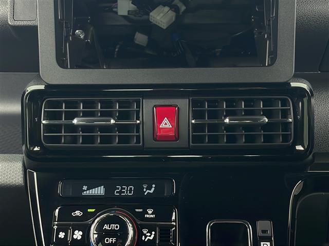 タント カスタムX 4WD バックカメラ装着車両 両側パワースライドドア ウェルカムオープン シートヒーター ハーフレザーシート オートブレーキホールド スマートキー スペアキー オートライト リアサンシェード LED(16枚目)