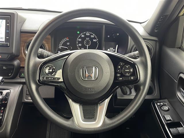 N-ONE オリジナルスタイルプラスアーバン 4WD 社外SDナビ Bluetooth CD DVD バックカメラ ETC クルーズコントロール 前後ドライブレコーダー 社外AW 後方コーナーセンサー 衝突被害軽減システム 前席シートヒーター(7枚目)