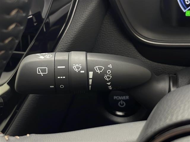 カローラツーリング ハイブリッド ダブルバイビー 純正ナビ 衝突被害軽減防止ブレーキ バックカメラ モデリスタエアロ ブラインドスポットモニター レーダークルーズコントロール レーンキープアシスト 寒冷地仕様 シートヒーター ETC ドラレコ LED(7枚目)