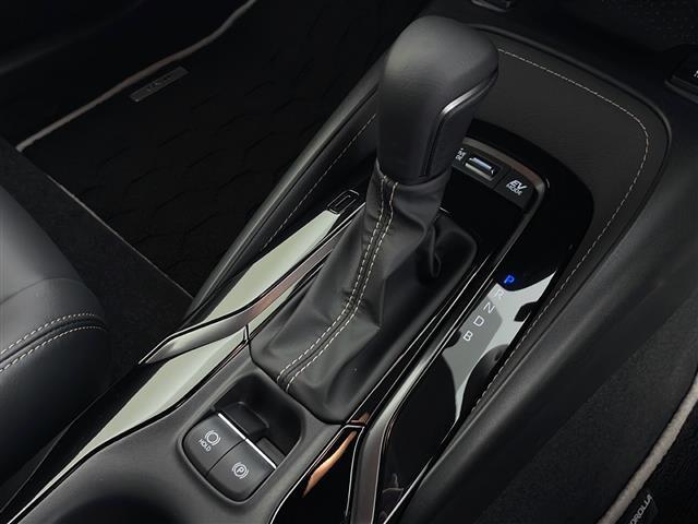 カローラツーリング ハイブリッド ダブルバイビー 純正ナビ 衝突被害軽減防止ブレーキ バックカメラ モデリスタエアロ ブラインドスポットモニター レーダークルーズコントロール レーンキープアシスト 寒冷地仕様 シートヒーター ETC ドラレコ LED(16枚目)