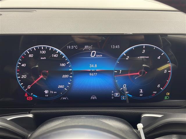 ＧＬＢ ＧＬＢ２００ｄ　４マチック　ＡＭＧラインパッケージ　４ＷＤ　ワンオーナー　純正ナビ　全方位カメラ　アダプティブクルーズコントロール　パドルシフト　ハーフレザーシート　パワーシート　シートヒーター　フロアマット　スマートキー　スペアキー　ＥＴＣ２．０（6枚目）