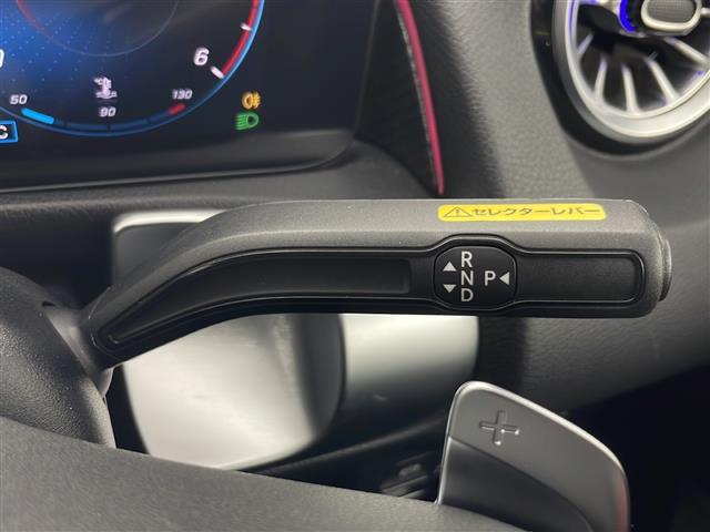 ＧＬＢ ＧＬＢ２００ｄ　４マチック　ＡＭＧラインパッケージ　４ＷＤ　ワンオーナー　純正ナビ　全方位カメラ　アダプティブクルーズコントロール　パドルシフト　ハーフレザーシート　パワーシート　シートヒーター　フロアマット　スマートキー　スペアキー　ＥＴＣ２．０（12枚目）