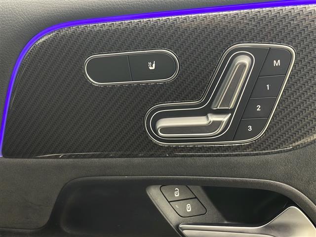 ＧＬＢ ＧＬＢ２００ｄ　４マチック　ＡＭＧラインパッケージ　４ＷＤ　ワンオーナー　純正ナビ　全方位カメラ　アダプティブクルーズコントロール　パドルシフト　ハーフレザーシート　パワーシート　シートヒーター　フロアマット　スマートキー　スペアキー　ＥＴＣ２．０（15枚目）