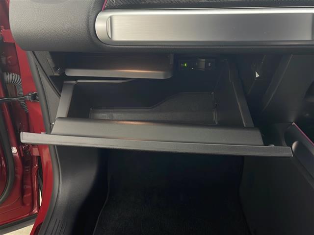 ＧＬＢ ＧＬＢ２００ｄ　４マチック　ＡＭＧラインパッケージ　４ＷＤ　ワンオーナー　純正ナビ　全方位カメラ　アダプティブクルーズコントロール　パドルシフト　ハーフレザーシート　パワーシート　シートヒーター　フロアマット　スマートキー　スペアキー　ＥＴＣ２．０（22枚目）