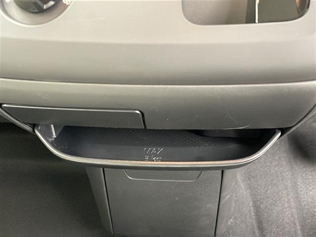 ｅＫワゴン Ｍ　４ＷＤ　オーディオレスバックカメラ　前席シートヒーター　前後コーナーセンサー　オートライト　盗難防止装置　横滑り防止装置　純正鉄チン　ＵＳＢ入力端子　ベンチコート　スマートキー（12枚目）