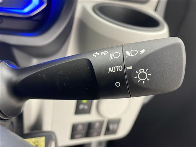 ミライース Ｘ　リミテッドＳＡＩＩＩ　オーディオ　バックカメラ　衝突被害軽減防止ブレーキ　前後コーナーセンサー　横滑り防止装置　ＬＥＤヘッドライト　　オートライト　オートマチックハイビーム　アイドリングストップ　純正フロアマット　ＡＣ（8枚目）