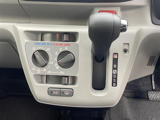 ミライース Ｘ　リミテッドＳＡＩＩＩ　オーディオ　バックカメラ　衝突被害軽減防止ブレーキ　前後コーナーセンサー　横滑り防止装置　ＬＥＤヘッドライト　　オートライト　オートマチックハイビーム　アイドリングストップ　純正フロアマット　ＡＣ（11枚目）