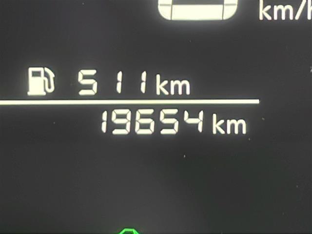 ノート X FOUR ディスプレイオーディオ エマージェンシーブレーキ レーンキープアシスト 横滑り防止装置 前後クリアランスソナー オートマチックハイビーム 前席シートヒーター ステアリングヒーター LEDヘッドライト(11枚目)