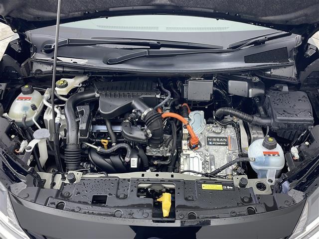 ノート X FOUR ディスプレイオーディオ エマージェンシーブレーキ レーンキープアシスト 横滑り防止装置 前後クリアランスソナー オートマチックハイビーム 前席シートヒーター ステアリングヒーター LEDヘッドライト(40枚目)