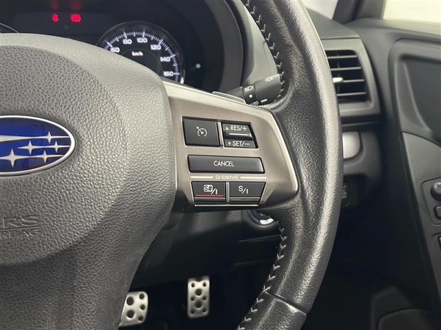 フォレスター ２．０ＸＴ　４ＷＤ　社外ＳＤナビ　Ｂｌｕｅｔｏｏｔｈ　ＣＤ　ＤＶＤ　フルセグ　ＥＴＣ　前後ドライブレコーダー　前席シートヒーター　パドルシフト　サンルーフ　前席パワーシート　電動リアゲード　クルコン　純正ＡＷ（11枚目）