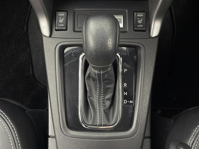 フォレスター ２．０ＸＴ　４ＷＤ　社外ＳＤナビ　Ｂｌｕｅｔｏｏｔｈ　ＣＤ　ＤＶＤ　フルセグ　ＥＴＣ　前後ドライブレコーダー　前席シートヒーター　パドルシフト　サンルーフ　前席パワーシート　電動リアゲード　クルコン　純正ＡＷ（19枚目）