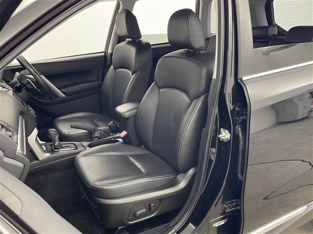 フォレスター ２．０ＸＴ　４ＷＤ　社外ＳＤナビ　Ｂｌｕｅｔｏｏｔｈ　ＣＤ　ＤＶＤ　フルセグ　ＥＴＣ　前後ドライブレコーダー　前席シートヒーター　パドルシフト　サンルーフ　前席パワーシート　電動リアゲード　クルコン　純正ＡＷ（23枚目）