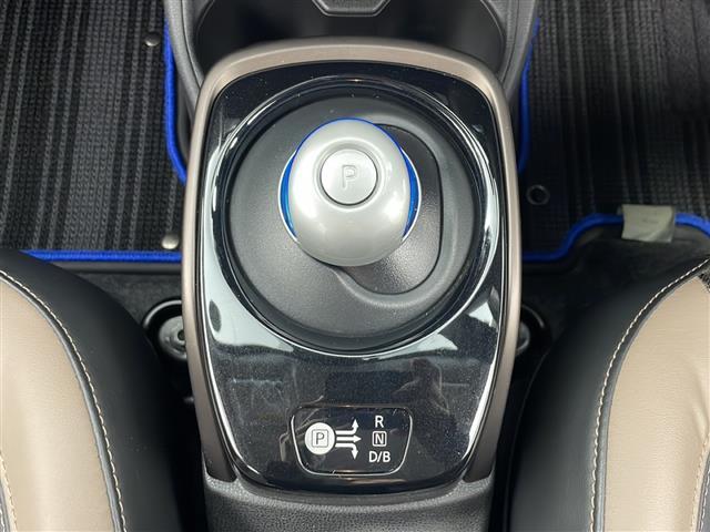 ノート ｅ－パワー　メダリスト　ＦＯＵＲ　４ＷＤ　純正メモリナビ　フルセグＴＶ　アラウンドビューモニター　バックカメラ　純正ドライブレコーダー　ＥＴＣ　日産インテリジェントセーフティ　レーダークルーズコントロール　ハーフレザーシート　ＬＥＤ（15枚目）