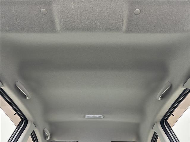 ノート ｅ－パワー　メダリスト　ＦＯＵＲ　４ＷＤ　純正メモリナビ　フルセグＴＶ　アラウンドビューモニター　バックカメラ　純正ドライブレコーダー　ＥＴＣ　日産インテリジェントセーフティ　レーダークルーズコントロール　ハーフレザーシート　ＬＥＤ（26枚目）