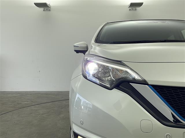 ノート ｅ－パワー　メダリスト　ＦＯＵＲ　４ＷＤ　純正メモリナビ　フルセグＴＶ　アラウンドビューモニター　バックカメラ　純正ドライブレコーダー　ＥＴＣ　日産インテリジェントセーフティ　レーダークルーズコントロール　ハーフレザーシート　ＬＥＤ（35枚目）