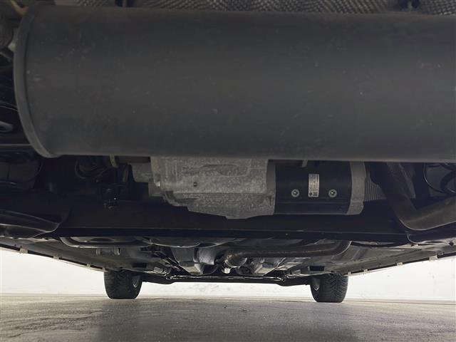 ノート ｅ－パワー　メダリスト　ＦＯＵＲ　４ＷＤ　純正メモリナビ　フルセグＴＶ　アラウンドビューモニター　バックカメラ　純正ドライブレコーダー　ＥＴＣ　日産インテリジェントセーフティ　レーダークルーズコントロール　ハーフレザーシート　ＬＥＤ（40枚目）