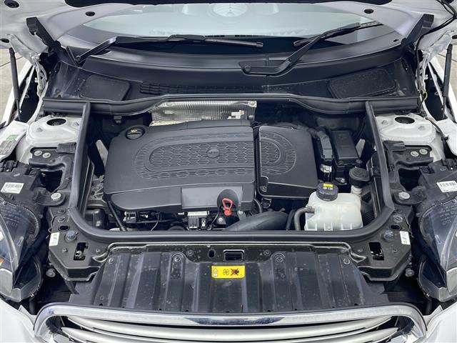 ＭＩＮＩ クーパーＤ　クロスオーバー　オール４　４ＷＤ　ＣＤオーディオ　ＥＴＣ　横滑り防止装置　オートライト　オートマチックハイビーム　社外ＡＷ　社外フロアマット　ＬＥＤヘッドライト　スマートキー　スペアキー（40枚目）