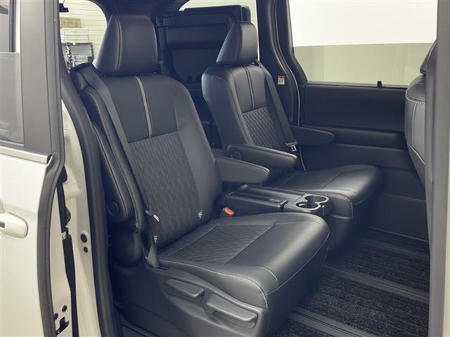 ノア S-Z ワンオーナー 4WD 純正メモリーナビ Bluetooth CD DVD フルセグ ヘットアップディスプレイ バックカメラ ETC2.0 デジタルインナーミラー クルーズコントロール クリアランスソナ(23枚目)