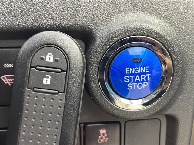 ブーン シルク Gパッケージ SAIII 4WD 社外SDナビ Bluetooth CD DVD フルセグ ETC 前後ドライブレコーダー 前後コーナーセンサー 車線逸脱警報 クリアランスソナー アイドリングストップ 運転席シートヒーター(20枚目)