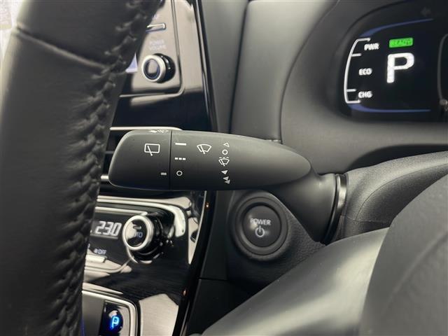 アクア G 純正ナビ バックカメラ スマートキー ETC クルーズコントロール 革巻きステアリング LEDヘッドライト AC100V プッシュスタート 寒冷地仕様 ミラーヒーター ドライブレコーダー オートライト(9枚目)