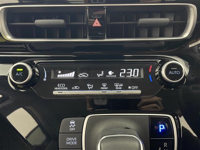 アクア G 純正ナビ バックカメラ スマートキー ETC クルーズコントロール 革巻きステアリング LEDヘッドライト AC100V プッシュスタート 寒冷地仕様 ミラーヒーター ドライブレコーダー オートライト(15枚目)