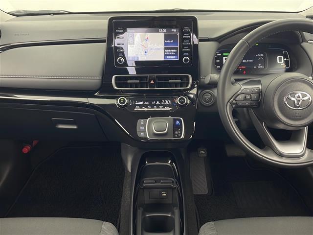 アクア G 純正ナビ バックカメラ スマートキー ETC クルーズコントロール 革巻きステアリング LEDヘッドライト AC100V プッシュスタート 寒冷地仕様 ミラーヒーター ドライブレコーダー オートライト(26枚目)