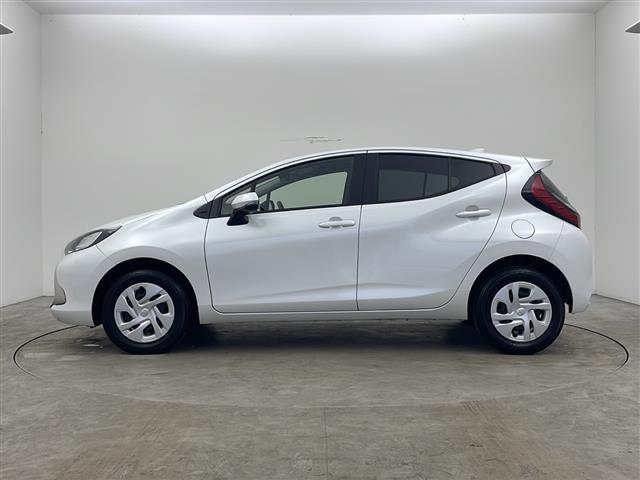 アクア G 純正ナビ バックカメラ スマートキー ETC クルーズコントロール 革巻きステアリング LEDヘッドライト AC100V プッシュスタート 寒冷地仕様 ミラーヒーター ドライブレコーダー オートライト(31枚目)