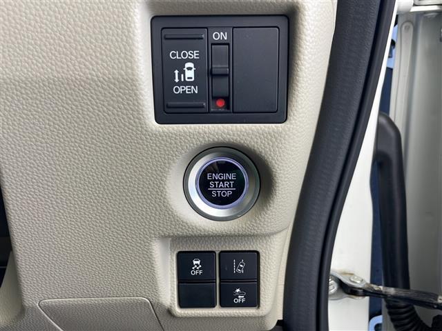 N-BOX G・Lホンダセンシング 4WD 純正ナビ フルセグTV バックカメラ アダプティブクルーズコントロール 片側パワースライドドア シートヒーター スマートキー オートライト LEDヘッドライト 純正フロアマット ETC(4枚目)