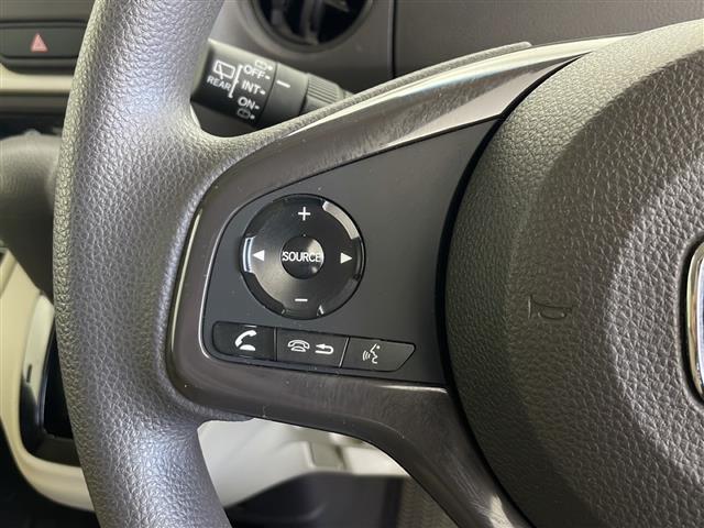 N-BOX G・Lホンダセンシング 4WD 純正ナビ フルセグTV バックカメラ アダプティブクルーズコントロール 片側パワースライドドア シートヒーター スマートキー オートライト LEDヘッドライト 純正フロアマット ETC(7枚目)