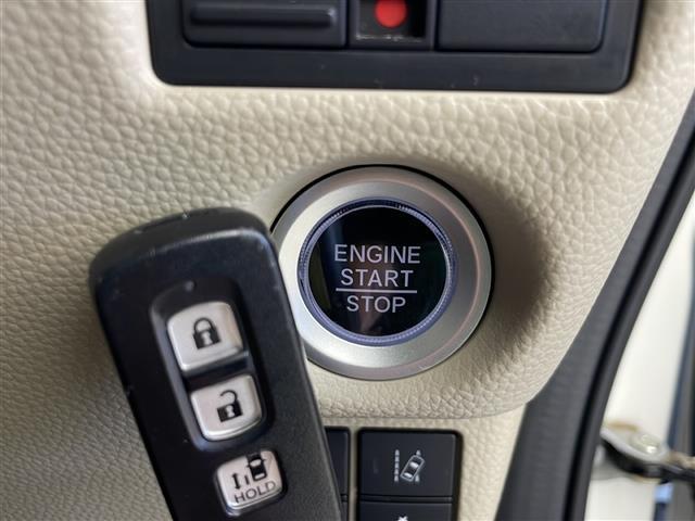 N-BOX G・Lホンダセンシング 4WD 純正ナビ フルセグTV バックカメラ アダプティブクルーズコントロール 片側パワースライドドア シートヒーター スマートキー オートライト LEDヘッドライト 純正フロアマット ETC(11枚目)