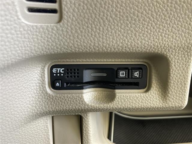 N-BOX G・Lホンダセンシング 4WD 純正ナビ フルセグTV バックカメラ アダプティブクルーズコントロール 片側パワースライドドア シートヒーター スマートキー オートライト LEDヘッドライト 純正フロアマット ETC(12枚目)
