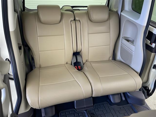 N-BOX G・Lホンダセンシング 4WD 純正ナビ フルセグTV バックカメラ アダプティブクルーズコントロール 片側パワースライドドア シートヒーター スマートキー オートライト LEDヘッドライト 純正フロアマット ETC(24枚目)