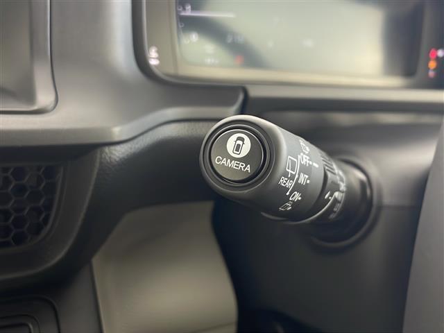 ステップワゴン エアー EX ホンダセンシング 両側パワースライドドア マルチビューカメラ コンビシート 前席シートヒーター 電動リアゲート 2列目オットマン 全列USB 革巻きステアリング スマートキー パドルシフト(12枚目)