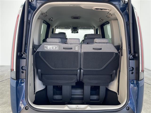 ステップワゴン エアー EX ホンダセンシング 両側パワースライドドア マルチビューカメラ コンビシート 前席シートヒーター 電動リアゲート 2列目オットマン 全列USB 革巻きステアリング スマートキー パドルシフト(23枚目)