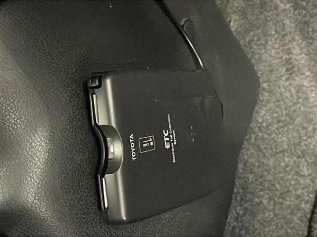 ノート X FOUR Vセレクション+セーフティ ワンオーナー 4WD 純正ナビ CD フルセグ バックカメラ ETC ドライブレコーダー 衝突被害軽減システム 横滑り防止装置 盗難防止装置 レーンキープアシスト 社外AW 速度測定レーダー(10枚目)