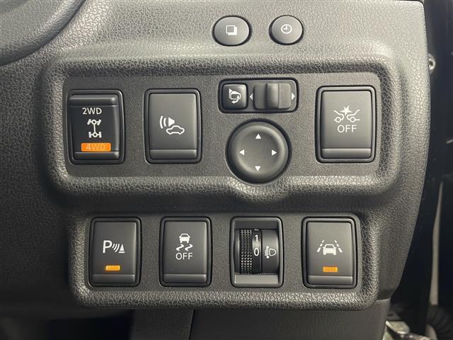 ノート e-パワー X FOUR 4WD 純正SDナビ Bluetooth CD フルセグ バックカメラ ETC 前方ドライブレコーダー 純正AW レーンキープアシスト 衝突被害軽減システム 前後コーナーセンサー クリアランスソナー(8枚目)