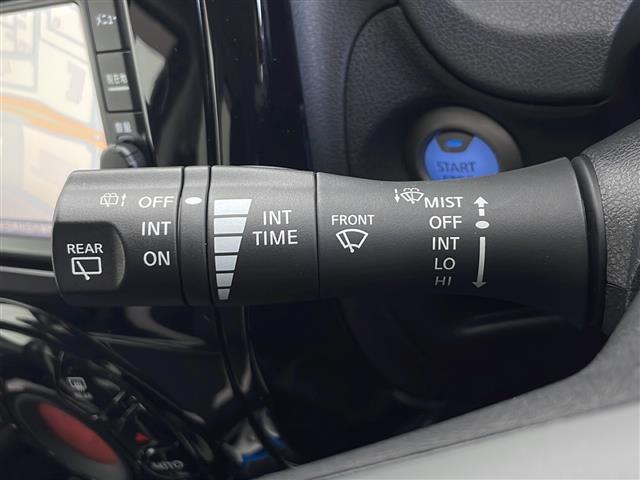 ノート e-パワー X FOUR 4WD 純正SDナビ Bluetooth CD フルセグ バックカメラ ETC 前方ドライブレコーダー 純正AW レーンキープアシスト 衝突被害軽減システム 前後コーナーセンサー クリアランスソナー(11枚目)