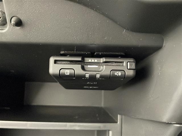 ノート e-パワー X FOUR 4WD 純正SDナビ Bluetooth CD フルセグ バックカメラ ETC 前方ドライブレコーダー 純正AW レーンキープアシスト 衝突被害軽減システム 前後コーナーセンサー クリアランスソナー(38枚目)