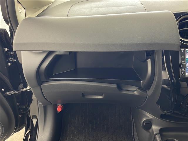 ノート e-パワー X FOUR 4WD 純正SDナビ Bluetooth CD フルセグ バックカメラ ETC 前方ドライブレコーダー 純正AW レーンキープアシスト 衝突被害軽減システム 前後コーナーセンサー クリアランスソナー(39枚目)