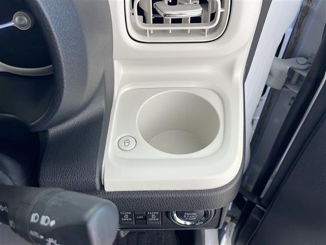 ムーヴキャンバス ストライプスＧターボ　社外ナビ　ワンセグＴＶ　衝突被害軽減防止ブレーキ　レーダークルーズコントロール　レーンキープアシスト　クリアランスソナー　バックカメラ　両側パワースライドドア　ホットカップホルダー　ＥＴＣ　ＬＥＤ（15枚目）