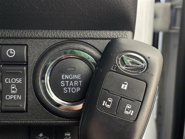 ムーヴキャンバス ストライプスＧターボ　社外ナビ　ワンセグＴＶ　衝突被害軽減防止ブレーキ　レーダークルーズコントロール　レーンキープアシスト　クリアランスソナー　バックカメラ　両側パワースライドドア　ホットカップホルダー　ＥＴＣ　ＬＥＤ（18枚目）