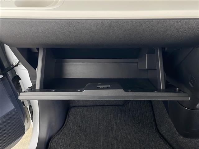 ムーヴキャンバス ストライプスＧターボ　社外ナビ　ワンセグＴＶ　衝突被害軽減防止ブレーキ　レーダークルーズコントロール　レーンキープアシスト　クリアランスソナー　バックカメラ　両側パワースライドドア　ホットカップホルダー　ＥＴＣ　ＬＥＤ（21枚目）