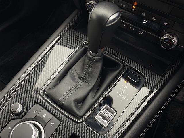 CX-8 XD グランドジャーニー 純正ナビ フルセグTV 衝突被害軽減ブレーキ レーダークルーズコントロール パドルシフト 全方位カメラ ETC 前後ドラレコ シートヒーター 置くだけ充電 ステアリングヒーター 電動シート LED(14枚目)