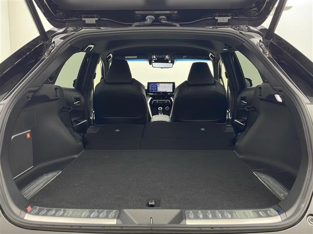 ◆ベンツ・ＢＭＷ・アウディなどの輸入車の人気メーカーの在庫もございます。ガリバーグループのネットワークを駆使し、全国から厳選した「修復歴がない」プレミアムカーをご提案いたします。