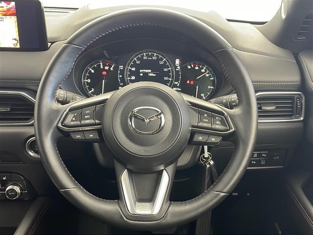 CX-5 XD スポーツアピアランス 純正ディスプレイ 衝突被害軽減ブレーキ レーダークルーズコントロール HUD パドルシフト BOSEサウンド 黒革シート 全方位カメラ パワーバックドア シートヒーター ステアリングヒーター LED(5枚目)