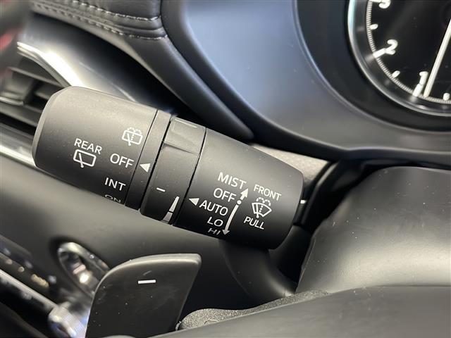 CX-5 XD スポーツアピアランス 純正ディスプレイ 衝突被害軽減ブレーキ レーダークルーズコントロール HUD パドルシフト BOSEサウンド 黒革シート 全方位カメラ パワーバックドア シートヒーター ステアリングヒーター LED(7枚目)