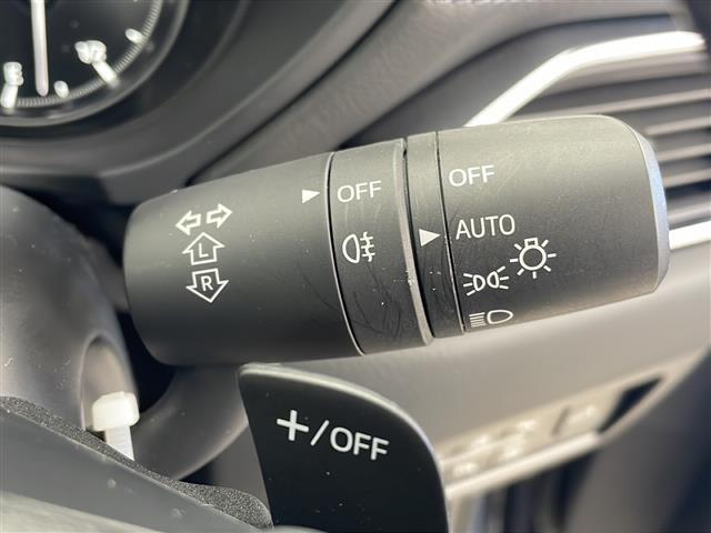 CX-5 XD スポーツアピアランス 純正ディスプレイ 衝突被害軽減ブレーキ レーダークルーズコントロール HUD パドルシフト BOSEサウンド 黒革シート 全方位カメラ パワーバックドア シートヒーター ステアリングヒーター LED(8枚目)