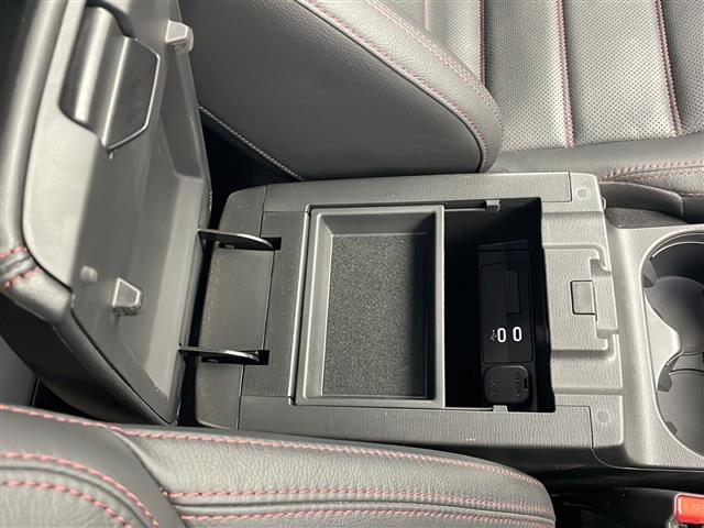 CX-5 XD スポーツアピアランス 純正ディスプレイ 衝突被害軽減ブレーキ レーダークルーズコントロール HUD パドルシフト BOSEサウンド 黒革シート 全方位カメラ パワーバックドア シートヒーター ステアリングヒーター LED(15枚目)